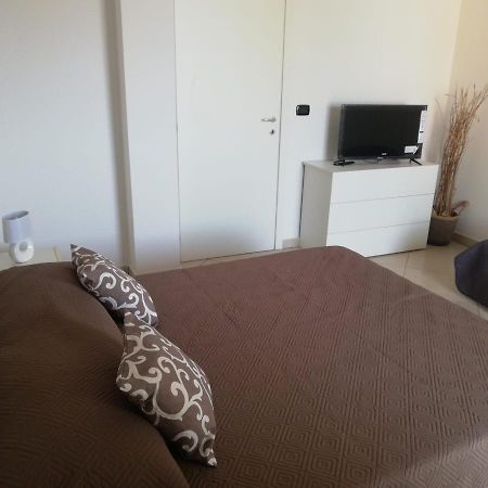 Nina'S Apartment Gallipoli Bagian luar foto
