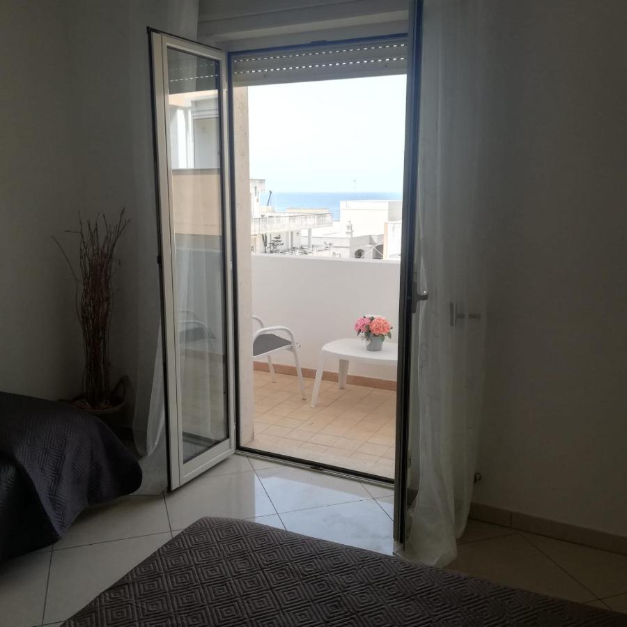 Nina'S Apartment Gallipoli Bagian luar foto