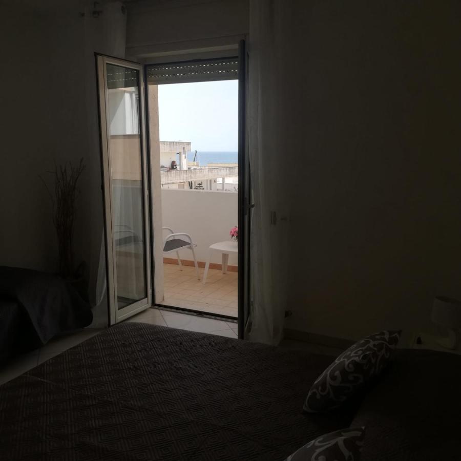 Nina'S Apartment Gallipoli Bagian luar foto